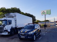 Após causar acidente com lesões e fugir, motorista é preso pela PRF