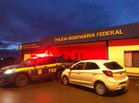 PRF prende homem com carro roubado