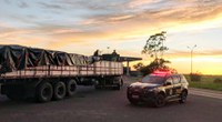 PRF apreende carreta com carga milionária em Santana do Livramento