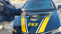 PRF prende homem com duas armas, munições e pólvora na BR 116