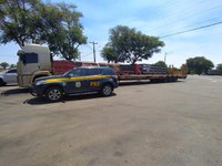 PRF prende motorista embriagado que dirigia caminhão em zigue-zague na rodovia