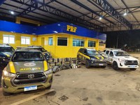 PRF e BM prendem traficante com caminhonete carregada de maconha em Passo Fundo