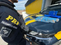 PRF prende irmãs transportando três quilos de cocaína e 200 munições em Bagé