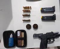 Em Rondônia, PRF apreende quatro armas de fogo e munições na BR 364