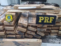 Em Rondônia/RO, PRF apreende 40 Kg de cocaína em ripas de madeira