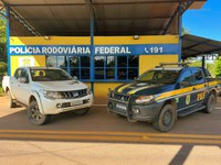 Em Rondônia, PRF apreende cinco armas de fogo, mais de 100 munições e ainda recupera veículo