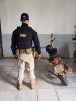 PRF recupera motocicleta adulterada em Porto Velho/RO