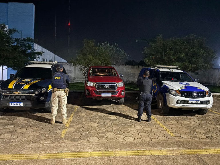 Em Jaru-RO, PRF e PMRO realizam a prisão de criminosos na BR 364