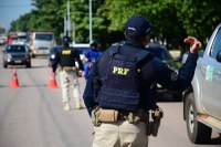 PRF dá cumprimento a 4 mandados de prisão em Rondônia