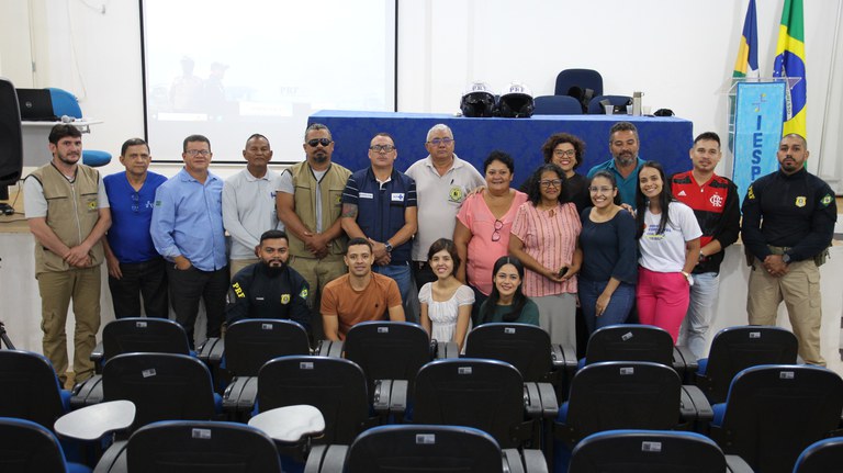 PRF realiza Ação de Educação para o Trânsito aos servidores da SEMUSA