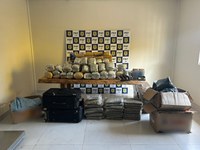 PRF apreende mais de 150 kg de drogas e quatro armas de fogo em Pimenta Bueno