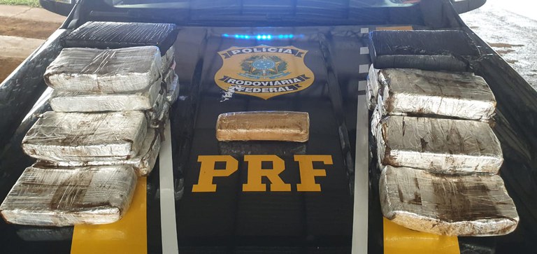 Em Ariquemes (RO), PRF apreende 21 kg de pasta base