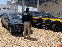 Em Ji-Paraná/RO, PRF identifica caminhonete clonada