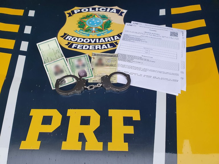Em Vilhena/RO, PRF prende foragido da justiça utilizando documento falso