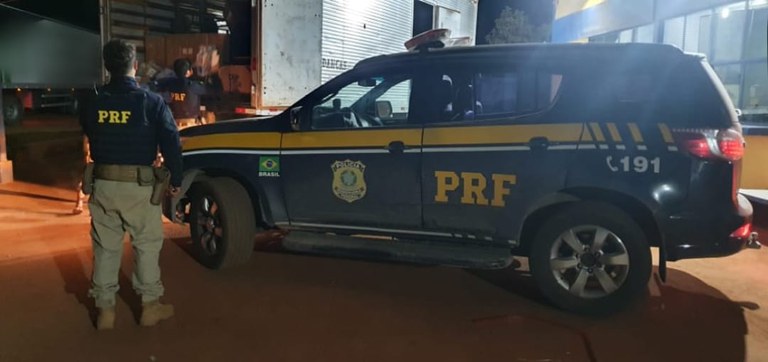 Em Guajará-Mirim/RO, PRF apreende cigarro, desodorante, bebidas e até fogão vindos da Bolívia