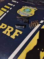 Em Ji-Paraná/RO, PRF detém homem por porte ilegal de arma