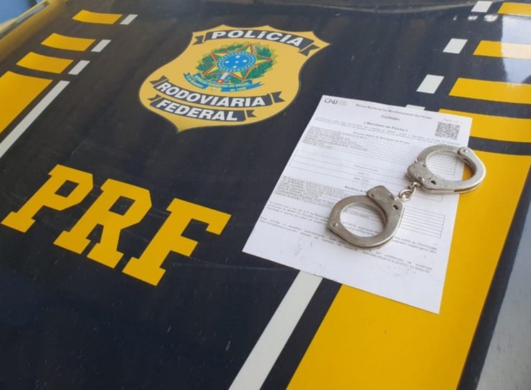 Em Rondônia, PRF cumpre mandado de prisão nove mandados de prisão em 72 horas
