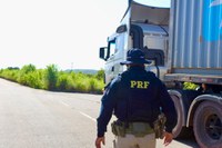 PRF prende dois homens com mandado de prisão em aberto em Boa Vista