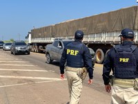 PRF flagra mais de 300 Ton de excesso de peso na BR 174