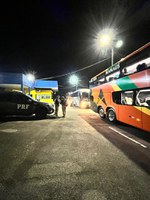 PRF realiza Ação “Rosas de Aço” alusiva ao Dia Internacional da Mulher