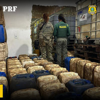 Depósito clandestino: PRF e IBAMA apreendem três mil litros de combustível em Boa Vista