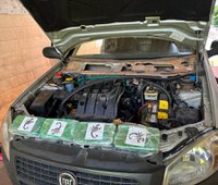 PRF localiza cocaína escondida em picape clonada na BR-282 em Chapecó