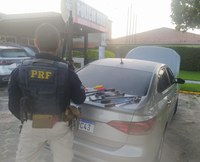 PRF recupera na BR-101 carro roubado usado em arrombamento no município de Tubarão