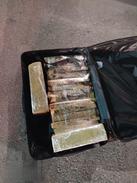 Maconha na mala.jpeg