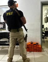 PRF localiza 35 kg de maconha em automóvel na BR-101, em Itapema