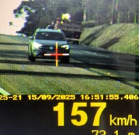 PRF flagra abusos de excesso de velocidade na BR-116 em Mafra