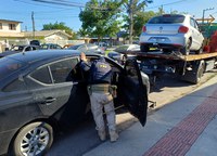 PRF recupera na BR-101 veículos e objetos furtados de residências em Itajaí