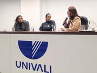 Debate na Grande Florianópolis discute o papel das leis contra a violência de gênero.