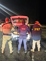 PRF apreende 140 kg de cocaína na BR-101 em Joinville com apoio da PM e Guarda Municipal