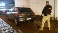 PRF recupera veículo roubado e que circulava clonado na BR 101 em Tubarão