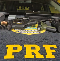 Homem é preso com três pistolas e mais de 160 munições na BR-101, em Joinville