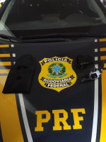 Polícia Rodoviária Federal prende homem por porte ilegal de arma de fogo em  Itapecerica da Serra