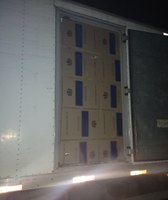 PRF apreende carga de cigarros contrabandeados no município de Vargem/SP