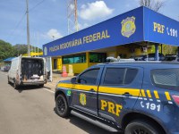 PRF apreende 4.500 pacotes de cigarros de origem Paraguaia