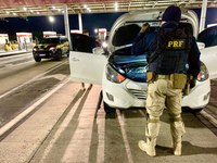 Em Jacareí, PRF recupera automóvel furtado no ano de 2015