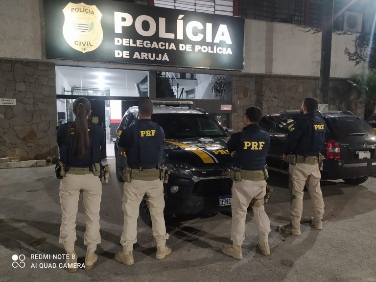 PRF apreende cocaína na Via Dutra