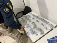 PRF captura foragido da justiça e apreende 26 mil reais em Ourinhos/SP