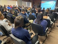 PRF em São Paulo promove capacitação do efetivo para atendimento a pessoas com deficiência.