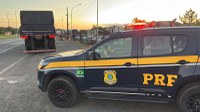 PRF flagra carreta com dispositivo de ocultação de placa em Barra do Turvo/SP