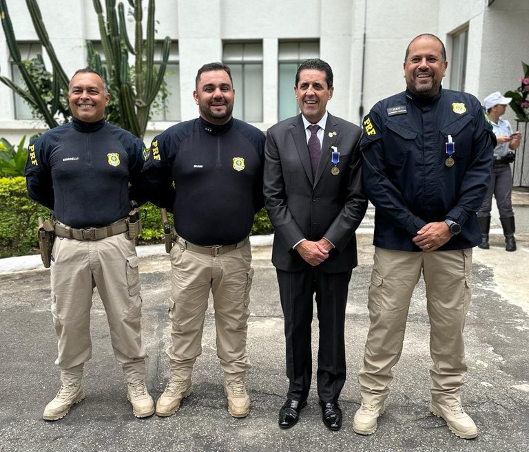 WhatsApp Image 2023-12-12 at 15.45.45 (4).jpeg