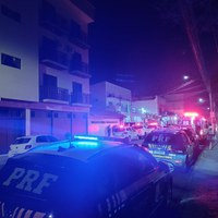 PRF apreende 160 kg de cocaína após perseguição na Dutra em Lavrinhas que terminou com atropelamento do suspeito