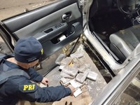 PRF prende dois bolivianos por tráfico internacional de drogas em Ourinhos/SP