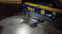 PRF prende mulher com mais de 22 kg de maconha em ônibus na BR-116, em Arujá/SP