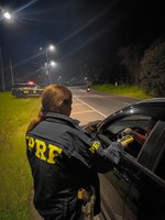 PRF reforça fiscalização na Fernão Dias durante Festa do Peão em Bragança Paulista