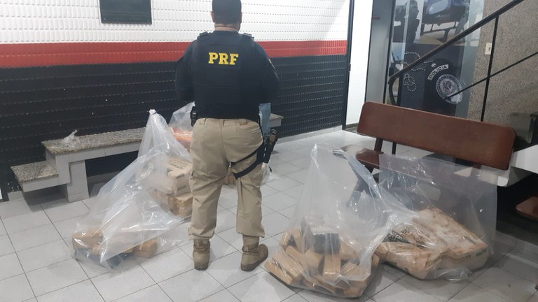 Drogas Arujá 208.jpeg