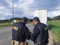 Em Miracatu (SP), PRF recupera veículo roubado